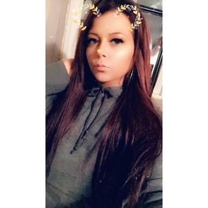 Meet your Posher, Alyssa